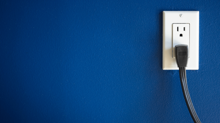 how much power does a vending machine use